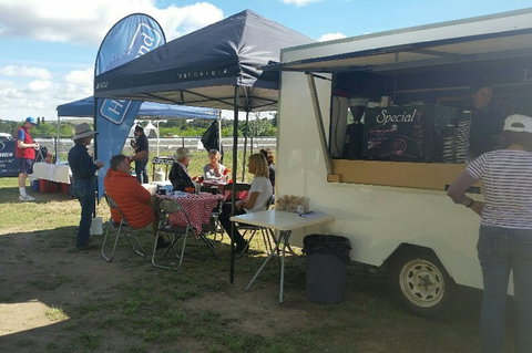 Tarago Craft, Art, Produce Seasonal (CAPS) Market - Accommodation Mount Tamborine 2