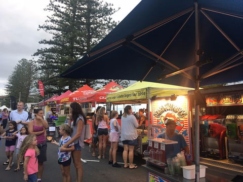 Twilight Markets Caloundra - Accommodation Mount Tamborine 2