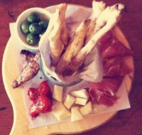 Dish Pizza  Gelato - Accommodation Mount Tamborine