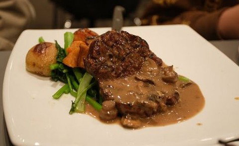 Mike's Grill & Bar - Accommodation Mount Tamborine 3