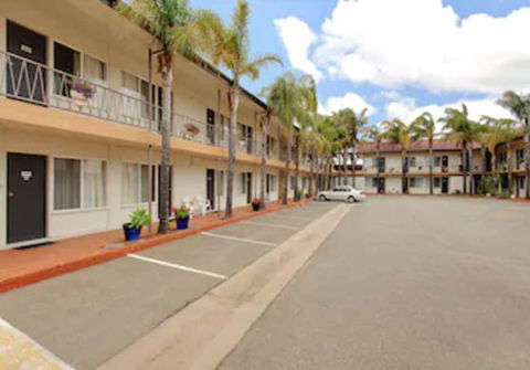 Econo Lodge Griffith Motor Inn - Accommodation Mount Tamborine 6