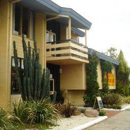 Econo Lodge Hacienda International - Accommodation Mount Tamborine 3