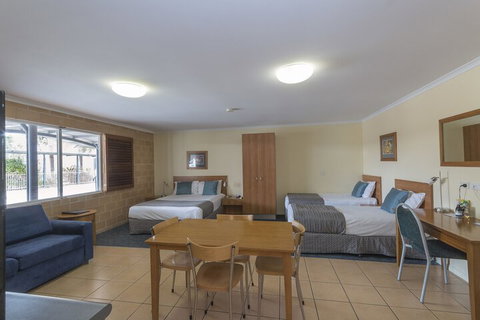 Windmill Motel And Events Centre - Accommodation Mount Tamborine 7