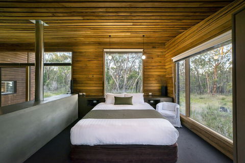 DULC Cabins - Accommodation Mount Tamborine 7