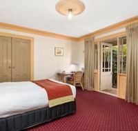 McLaren Hotel - Accommodation Mount Tamborine