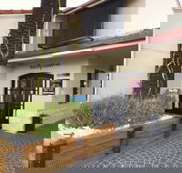 Burke and Wills Motor Inn - Accommodation Mount Tamborine