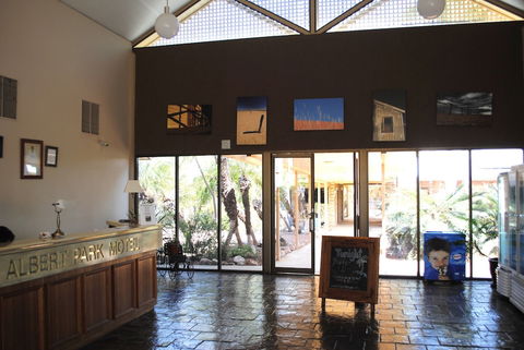 Albert Park Motor Inn - Accommodation Mount Tamborine 1