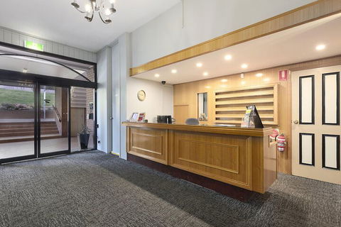 Commodore Regent - Accommodation Mount Tamborine 4