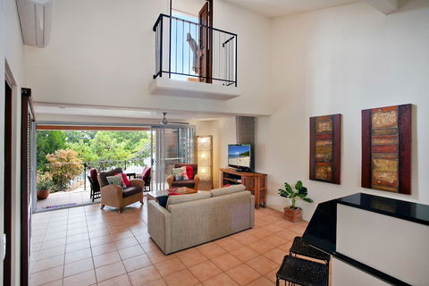 L'Auberge Noosa - Accommodation Mount Tamborine 2