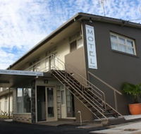 Golden Shores Airport Motel - Accommodation Mount Tamborine