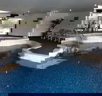 Lakes Hotel - Accommodation Mount Tamborine