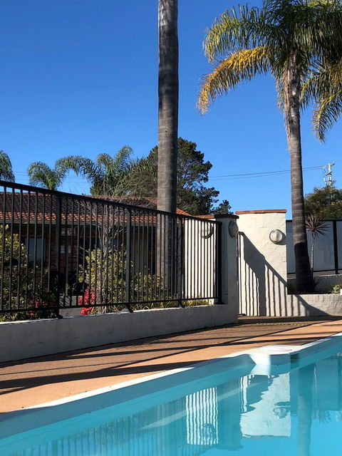 Sunseeker Motor Inn - Accommodation Mount Tamborine 1