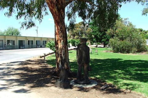 Lazy River Motor Inn - Accommodation Mount Tamborine 1