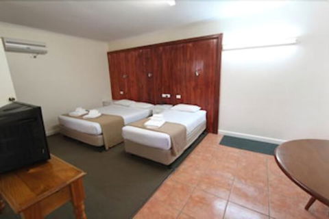 Lazy River Motor Inn - Accommodation Mount Tamborine 5