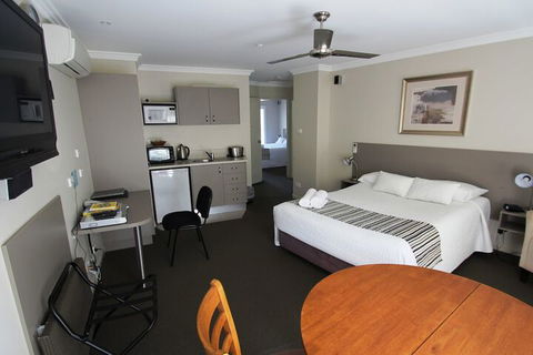 Aston Hill Motor Lodge - Accommodation Mount Tamborine 7