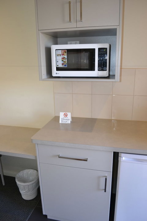 Werribee Motel & Apartments - Accommodation Mount Tamborine 5