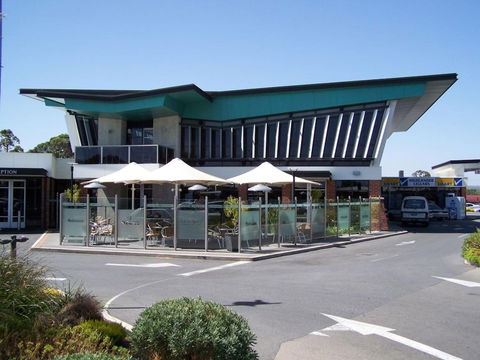 Highlander Hotel - Accommodation Mount Tamborine 1