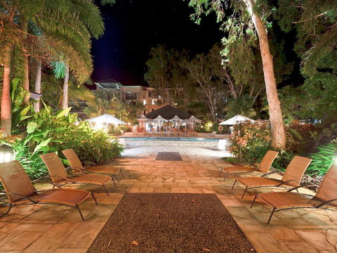 Pullman Palm Cove Sea Temple Resort And Spa - Accommodation Mount Tamborine 3