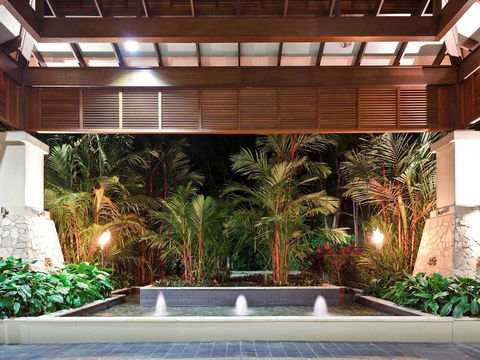 Pullman Palm Cove Sea Temple Resort And Spa - Accommodation Mount Tamborine 1