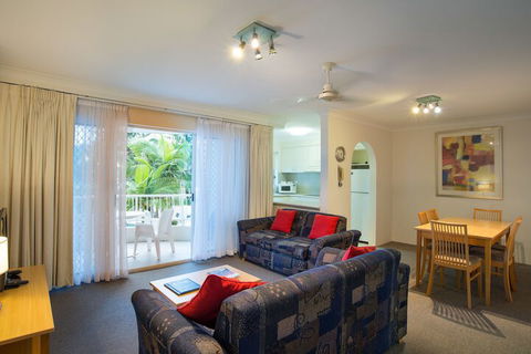 Golden Shores Holiday Club - Accommodation Mount Tamborine 7