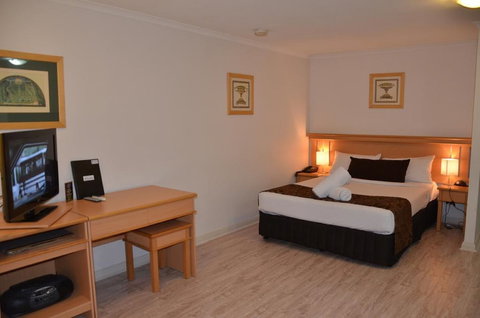 Napoleon On Kent - Accommodation Mount Tamborine 5