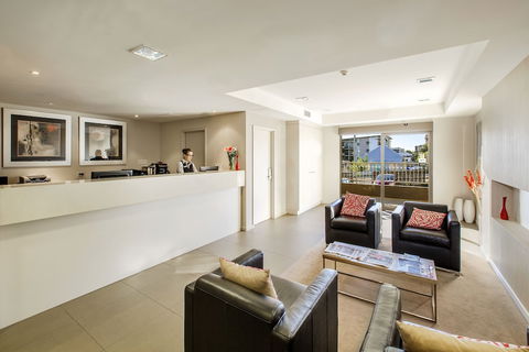 Gladstone Downtown Central Apartment Hotel - Accommodation Mount Tamborine 1