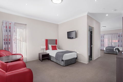 Platinum International - Accommodation Mount Tamborine 4