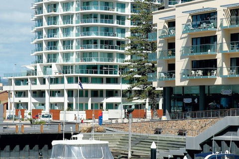 Oaks Glenelg Liberty Suites - Accommodation Mount Tamborine 5