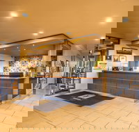 McCracken Country Club - Accommodation Mount Tamborine