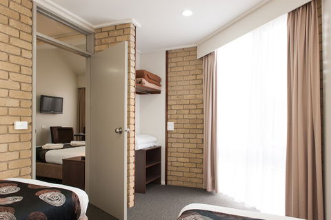 Mitchell On Main Motel & Apartments - Accommodation Mount Tamborine 6