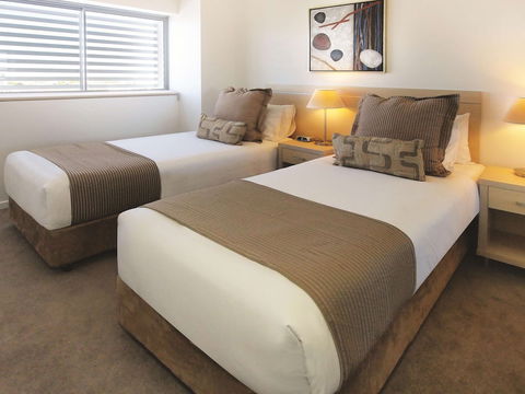 Oaks Townsville Gateway Suites - Accommodation Mount Tamborine 5