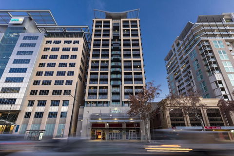 Oaks Adelaide Horizons Suites - Accommodation Mount Tamborine 2