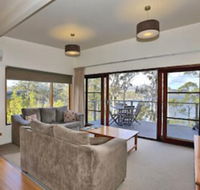 Stewarts Bay Lodge - Accommodation Mount Tamborine