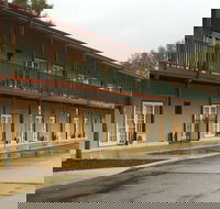 The Nosh  Nod - Howick Street - Accommodation Mount Tamborine