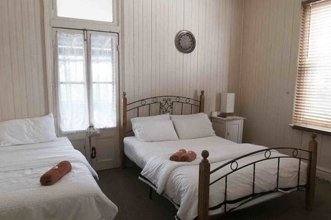Ulmarra Hotel - Accommodation Mount Tamborine 5