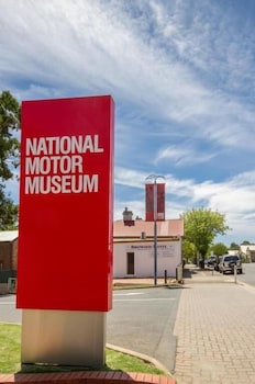 Birdwood Motel - Accommodation Mount Tamborine 0