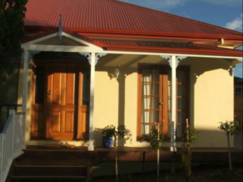 Quayside Cottages - Accommodation Mount Tamborine 5