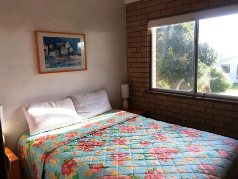 Flat 2 3 Bay Lane - Accommodation Mount Tamborine 4