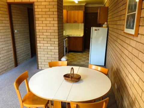 Flat 2 3 Bay Lane - Accommodation Mount Tamborine 1