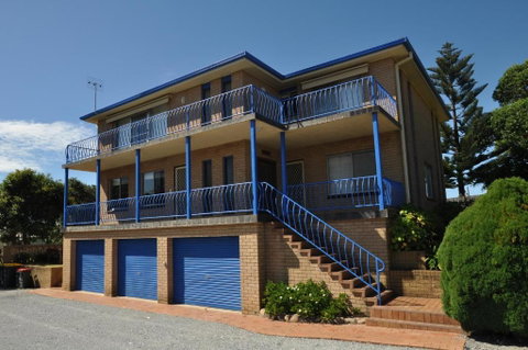 Flat 2 3 Bay Lane - Accommodation Mount Tamborine 3