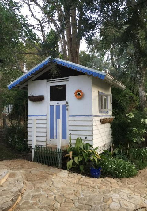 Applegate Lane Chalet - Accommodation Mount Tamborine 3