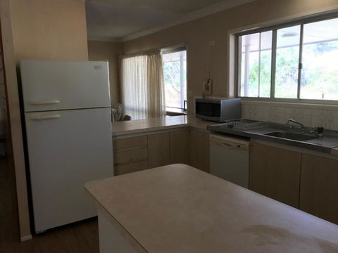 Oakridge Motel Tourist Park - Accommodation Mount Tamborine 3