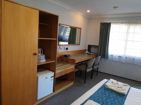 Koorawatha Homestead Motel - Accommodation Mount Tamborine 3