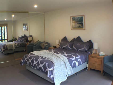 REBS BatB - Accommodation Mount Tamborine 1