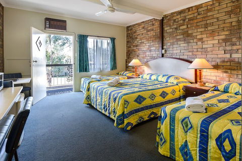 Centre Point Mid City Motor Inn - Accommodation Mount Tamborine 4