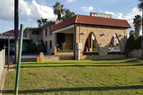 Centre Point Mid City Motor Inn - Accommodation Mount Tamborine 2