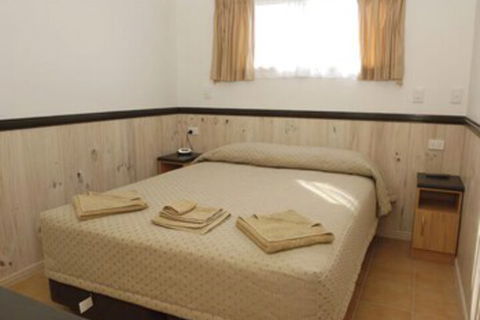 Longreach Tourist Park Caravan Park - Accommodation Mount Tamborine 5