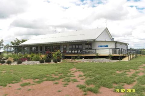 Longreach Tourist Park Caravan Park - Accommodation Mount Tamborine 2