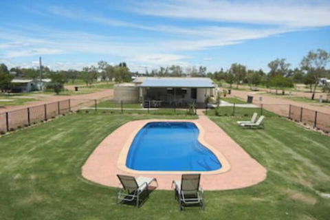 Longreach Tourist Park Caravan Park - Accommodation Mount Tamborine 3