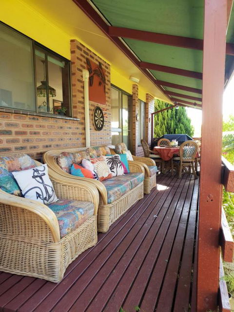 Cottage By The Bay - Accommodation Mount Tamborine 5